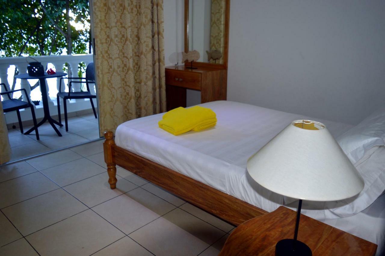 Sundown Beach Villa Гласи Экстерьер фото